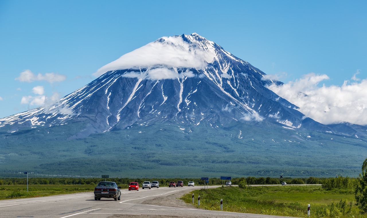 kamchatka  volcano  landscape free photo