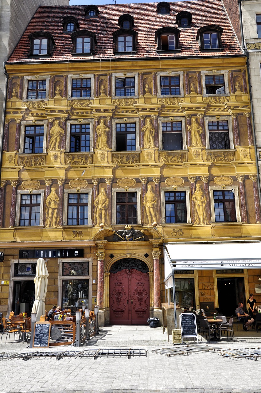 kamienica façades shutters free photo