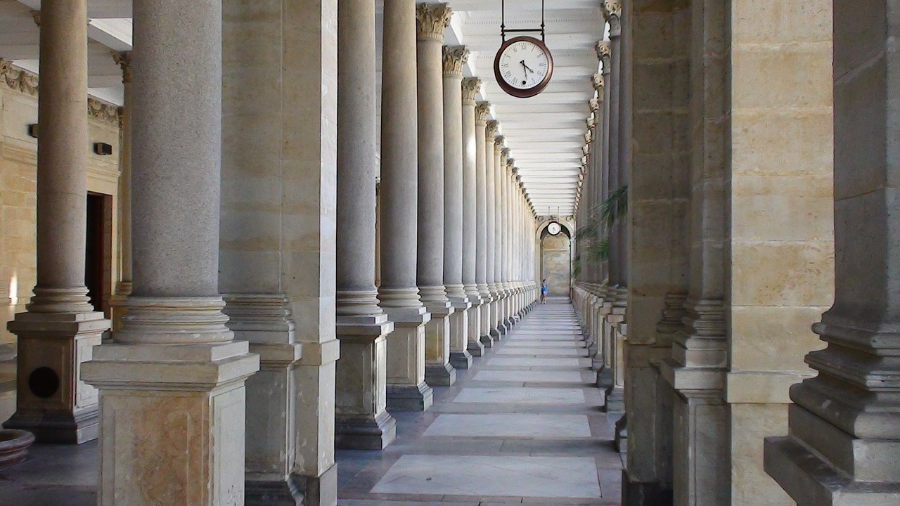 karlovy vary millstone colonnade portico free photo