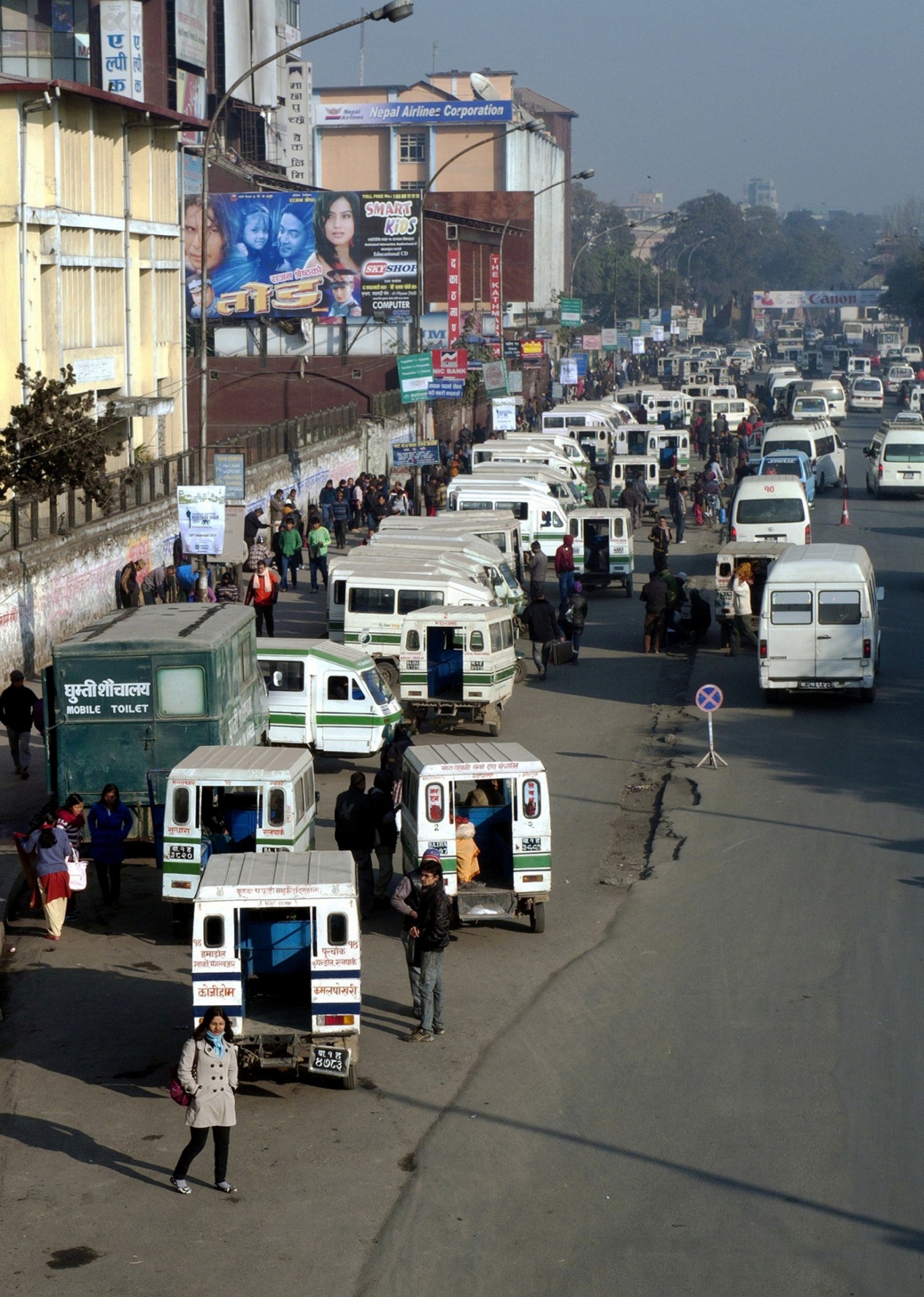 rush hour kathmandu minibus station free photo