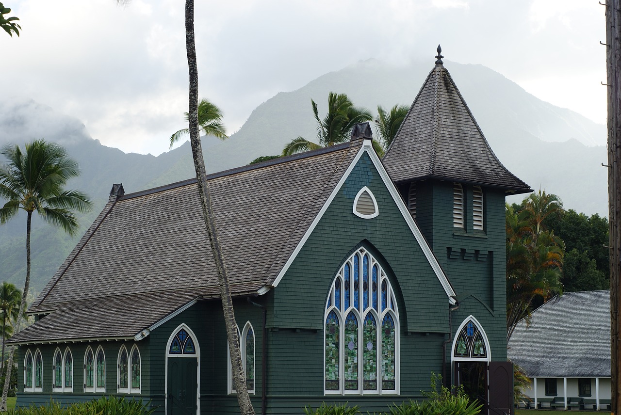 kauai church mountain free photo