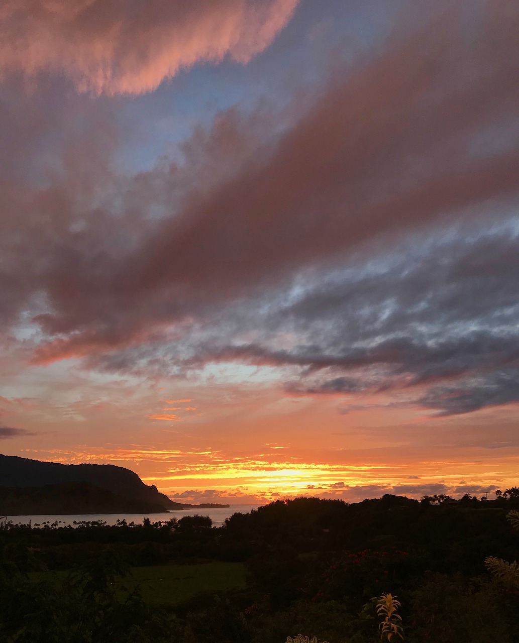 kauai  princeville  sunset free photo