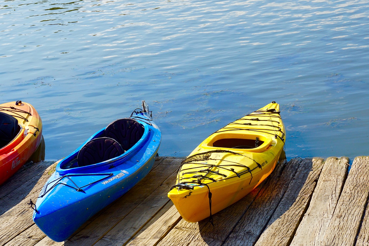 kayak boat water free photo