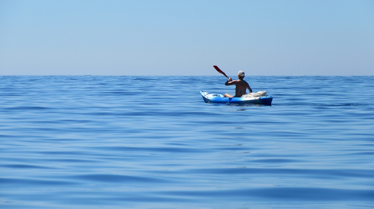 kayak sea côte d ' azur free photo