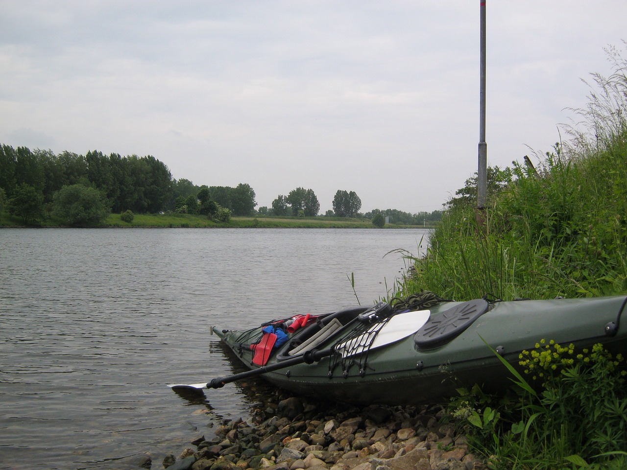 kayak mesh sports free photo