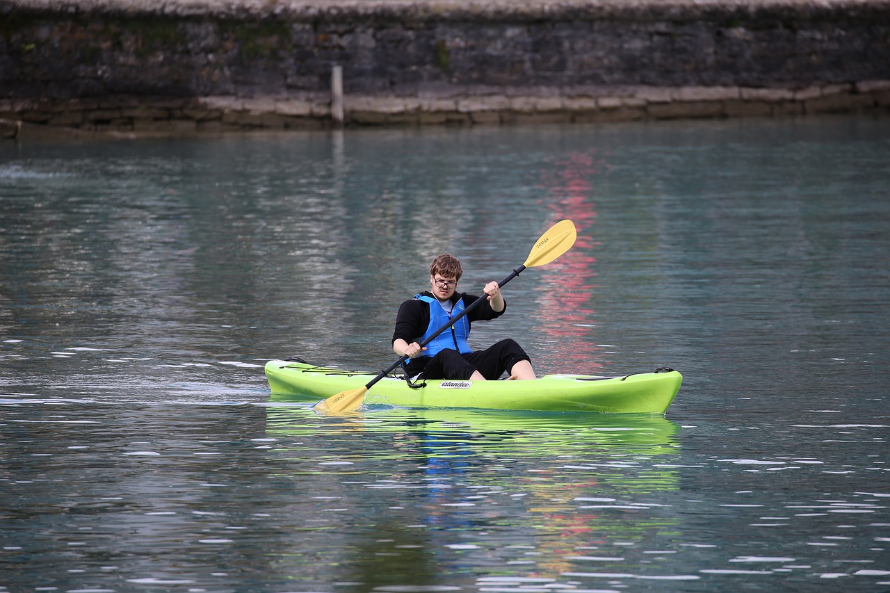 kayak lake paddle free photo