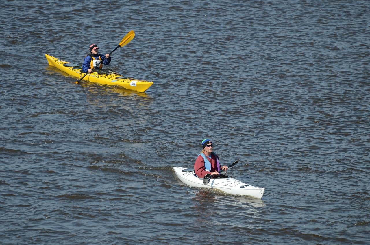 kayak rafting canoe free photo