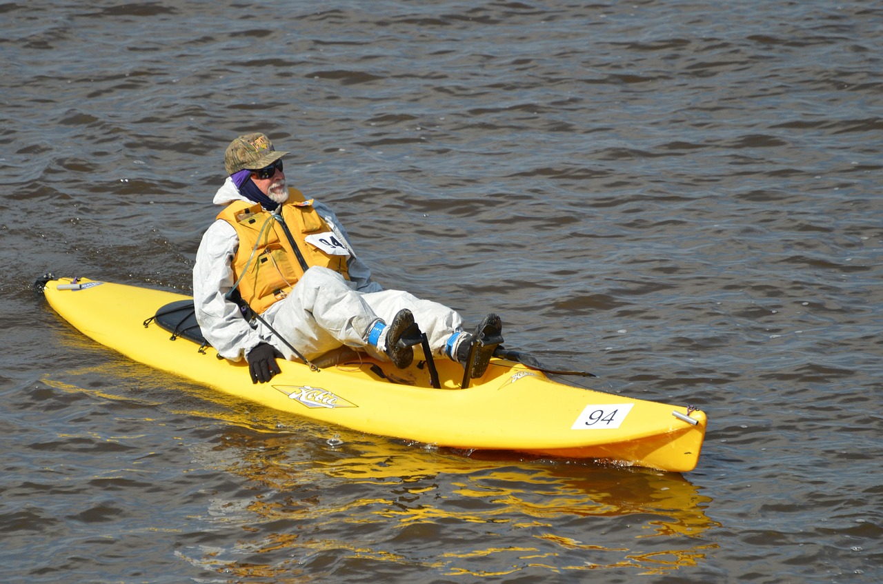 kayak rafting canoe free photo