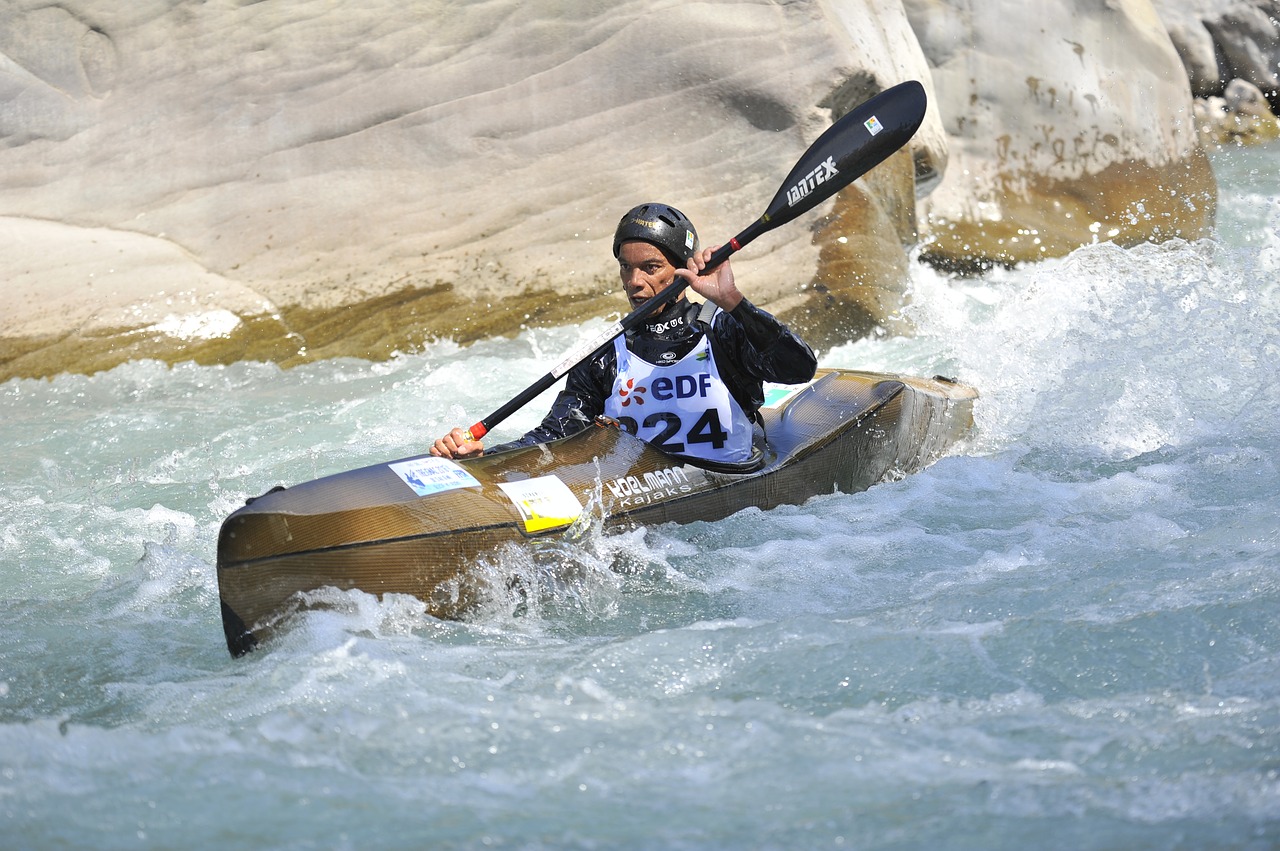 kayak  canoe  ubaye free photo