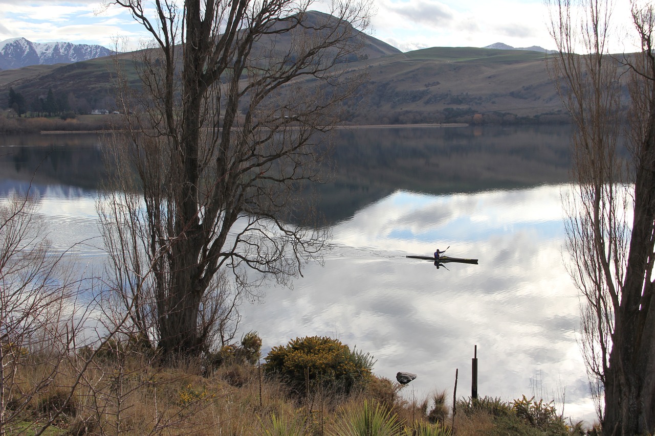 kayak lake queenstown free photo