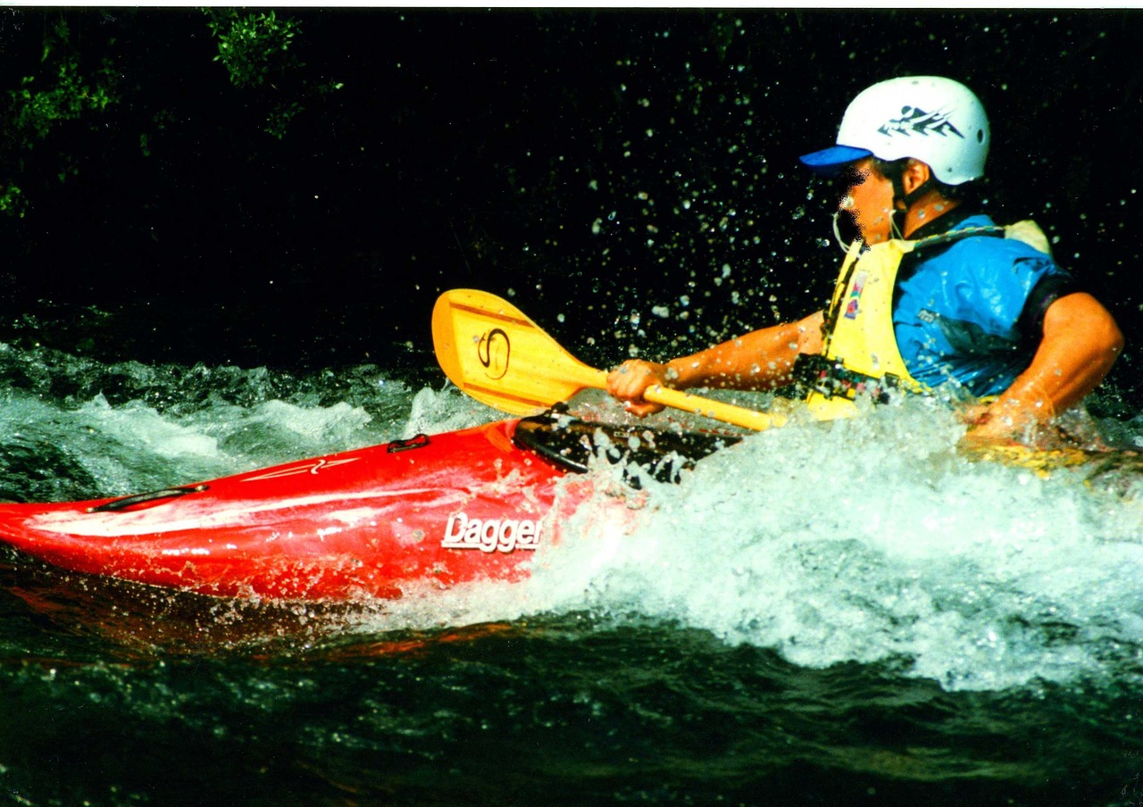 kayaking kayaker sport free photo