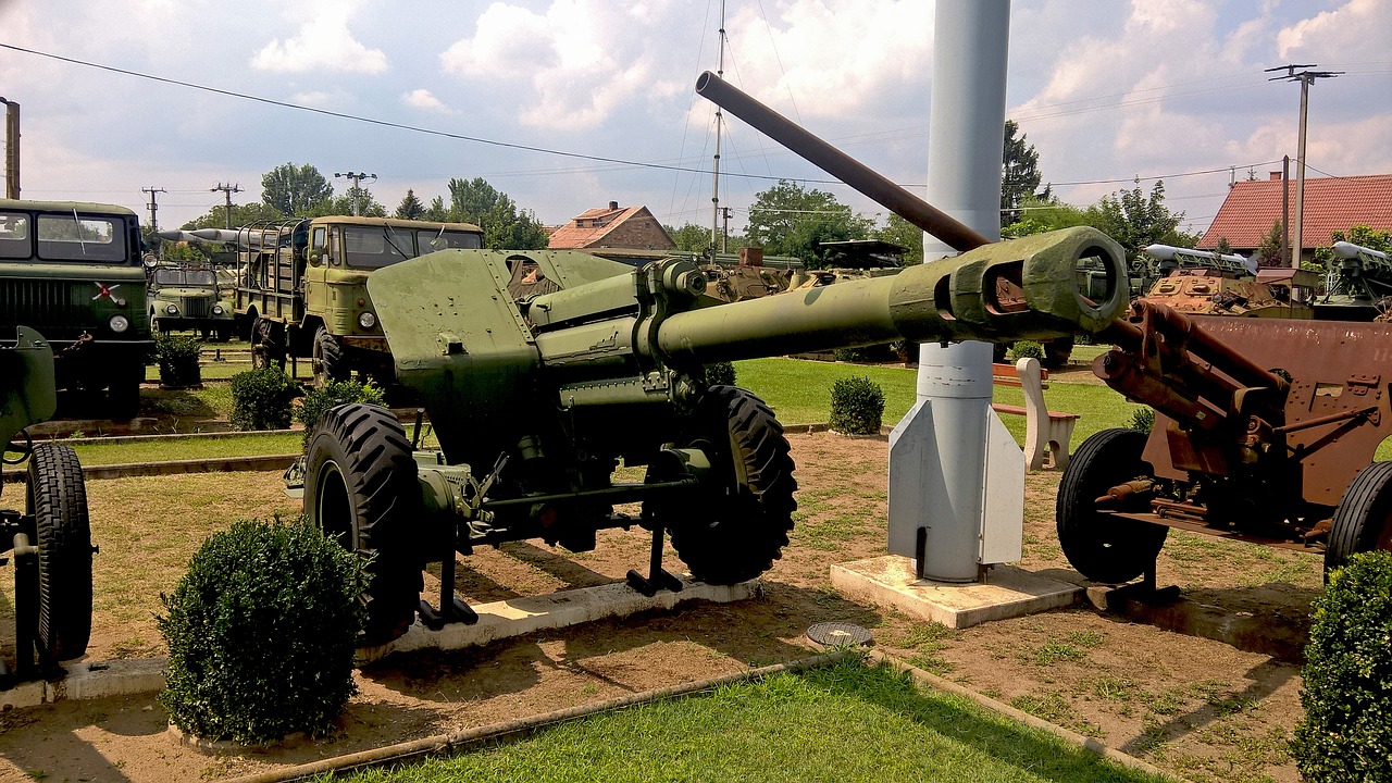 kecel military technology park cannon gun free photo