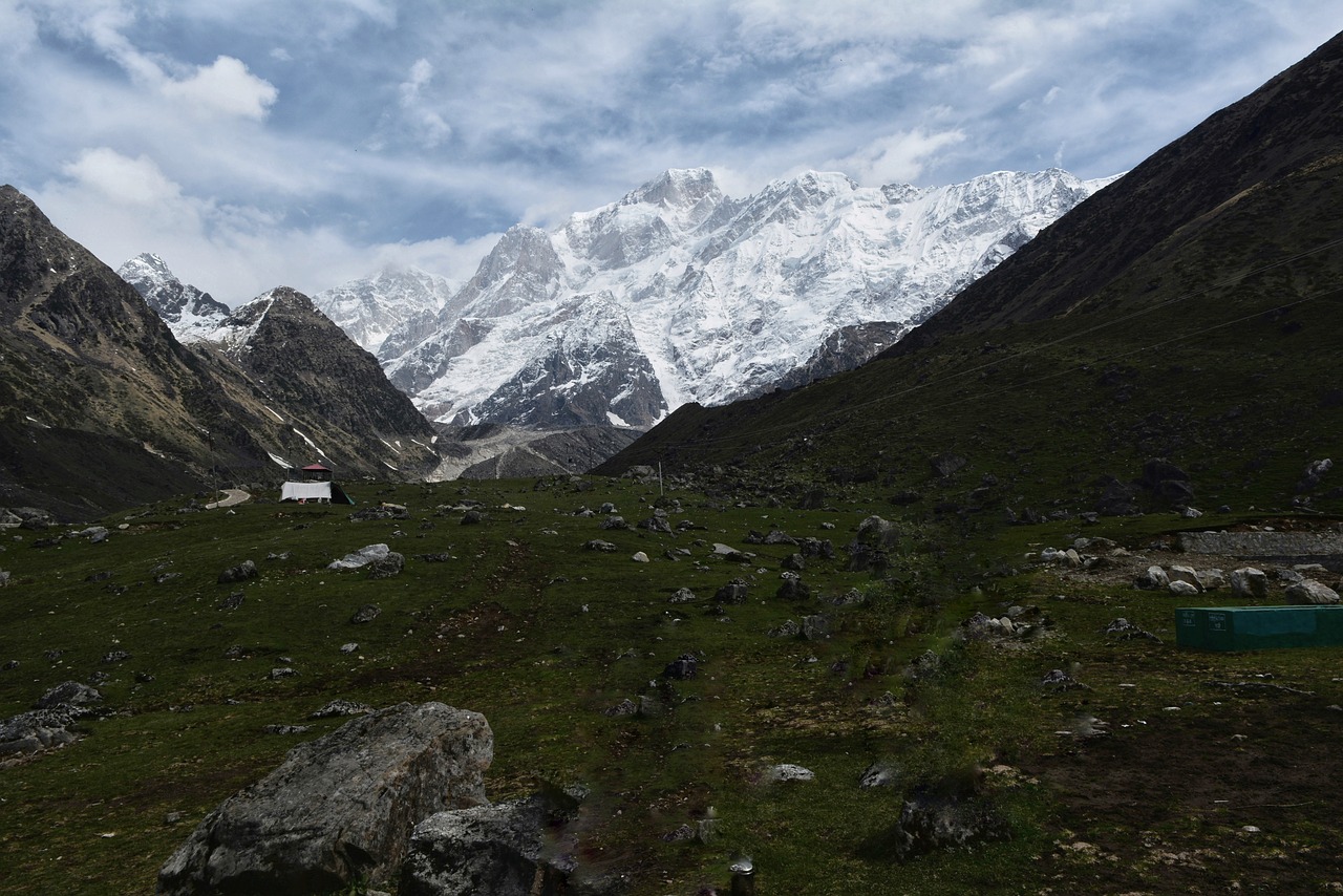 kedarnath  mountains  uttarakhand free photo