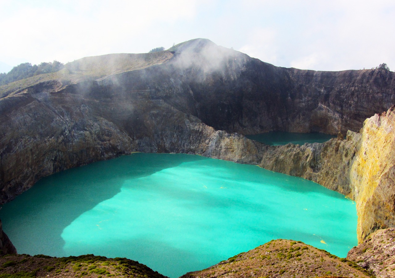 kelimutu landmark blue free photo