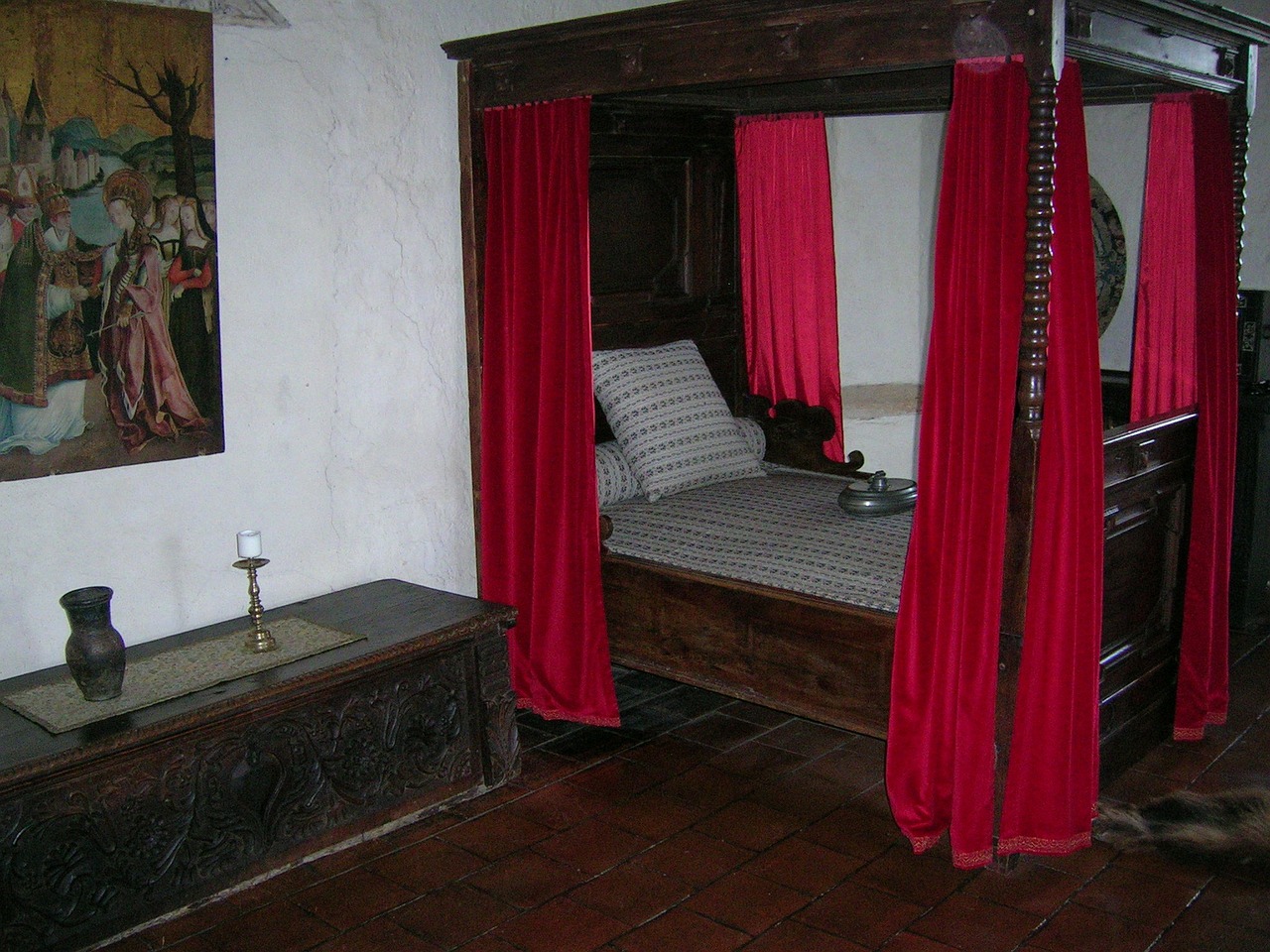 kemenate princess bed medieval rooms free photo