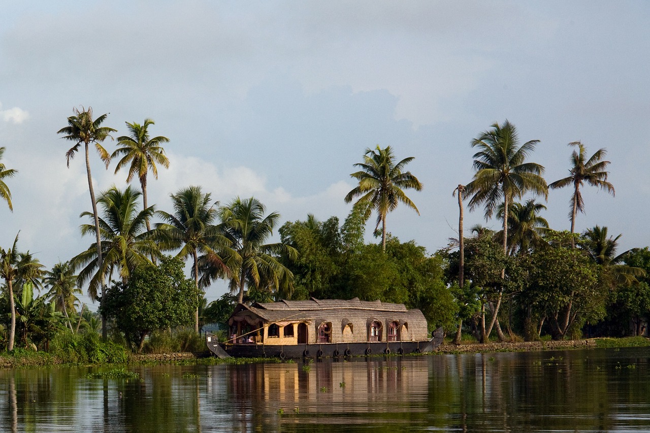 kerala india houseboat free photo