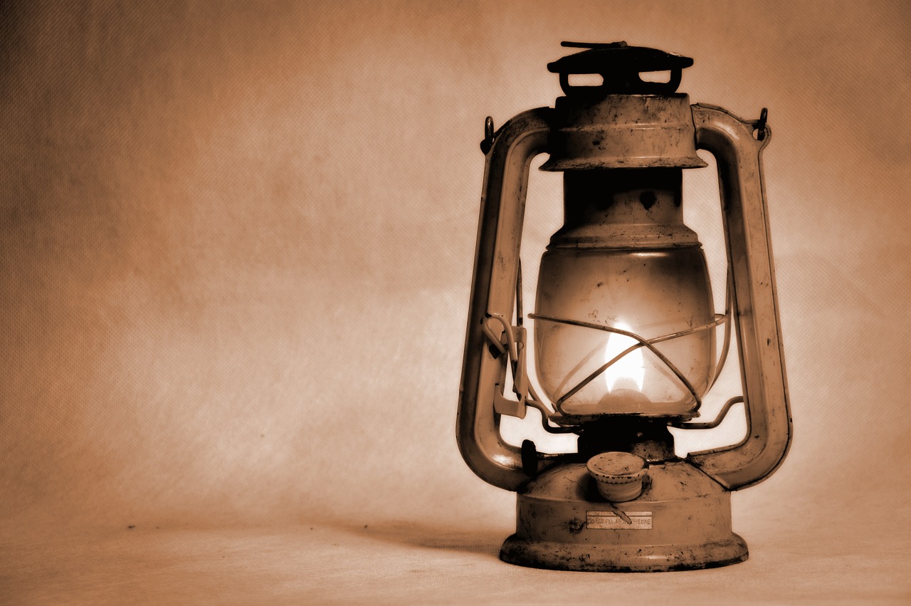 kerosene lamp old lamp replacement lamp free photo