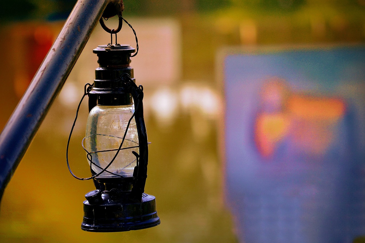 kerosenes  lamp  lantern free photo