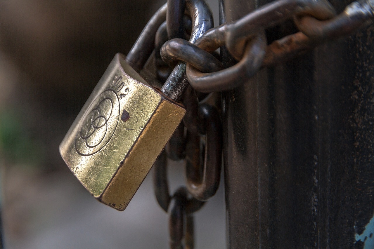 key lock chain free photo