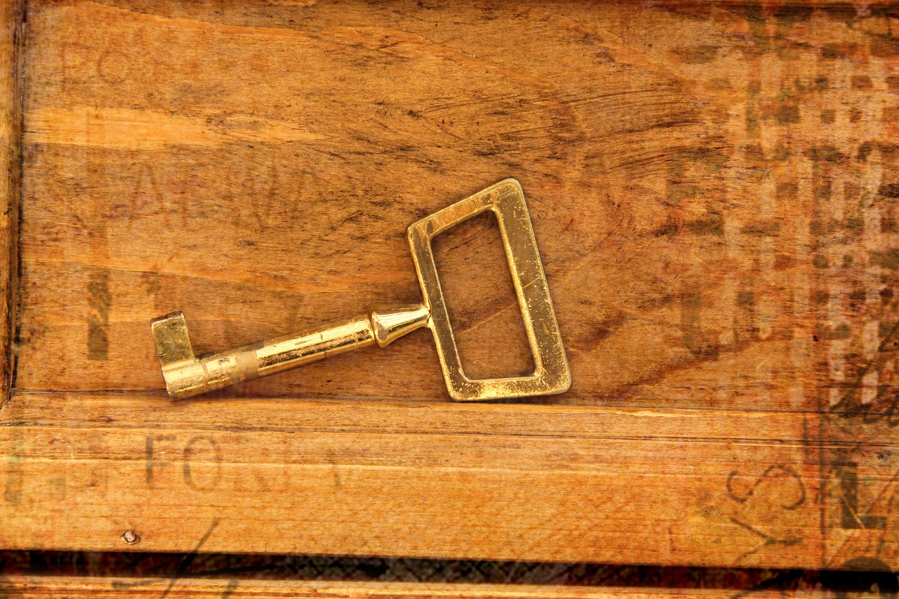 key wood antique free photo