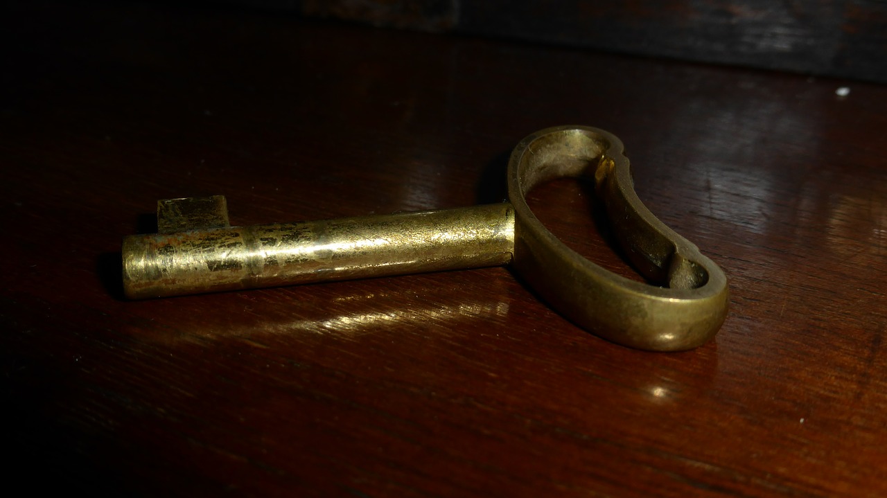 key gold cabinet key free photo