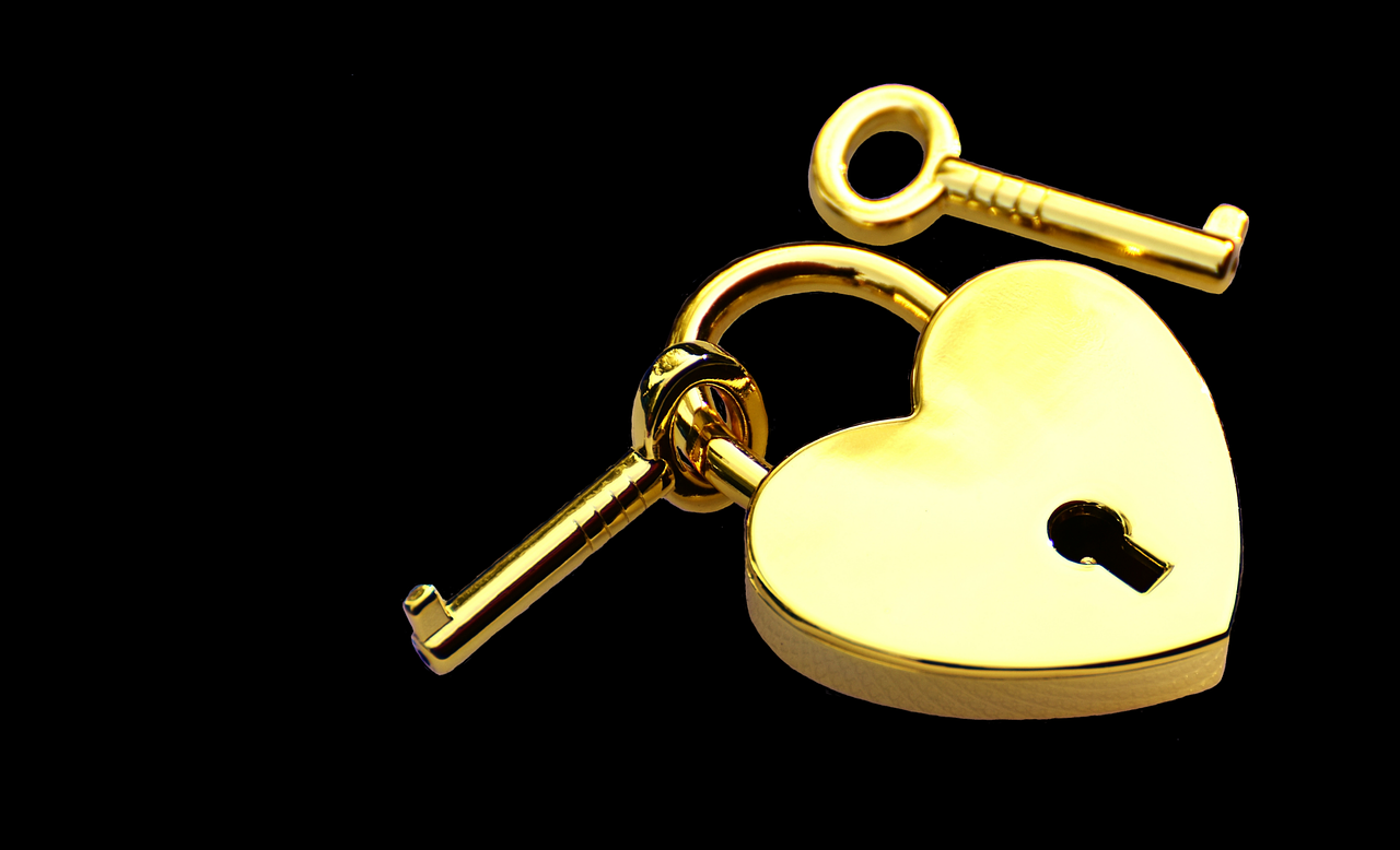 key to the heart together connectedness free photo