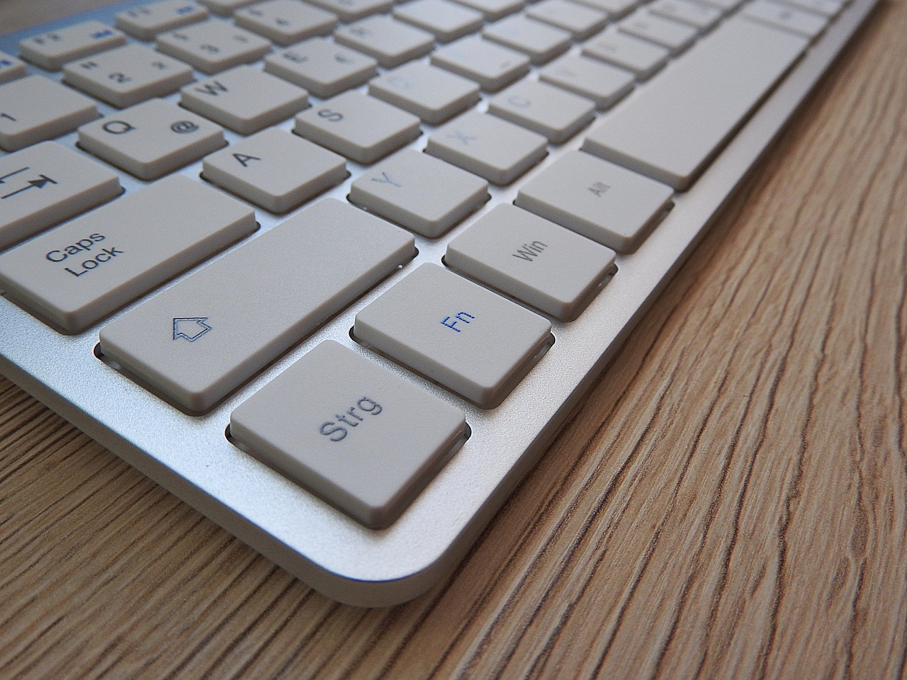 keyboard desk workplace free photo