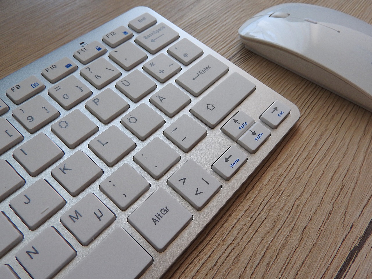 keyboard mouse desk free photo