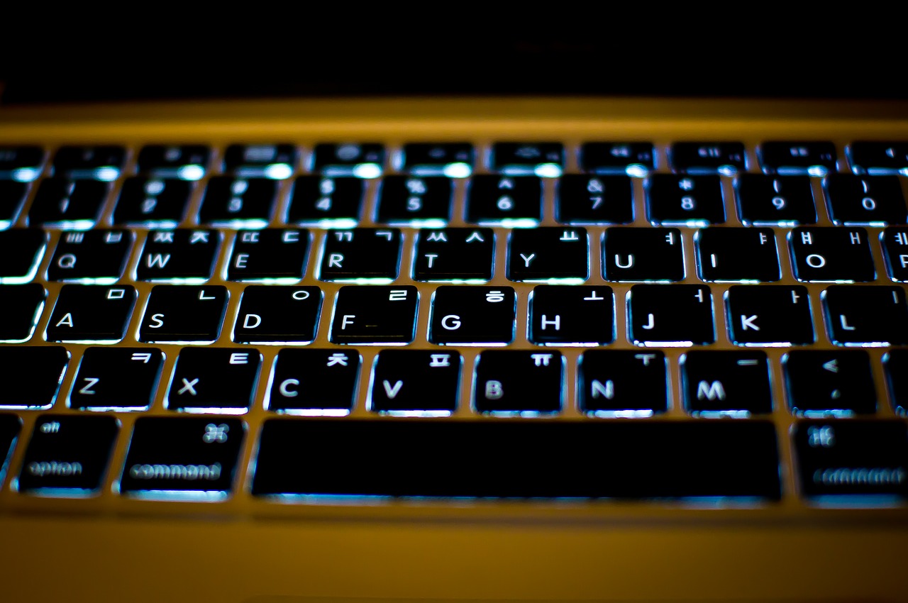 keyboard notebook macbook free photo