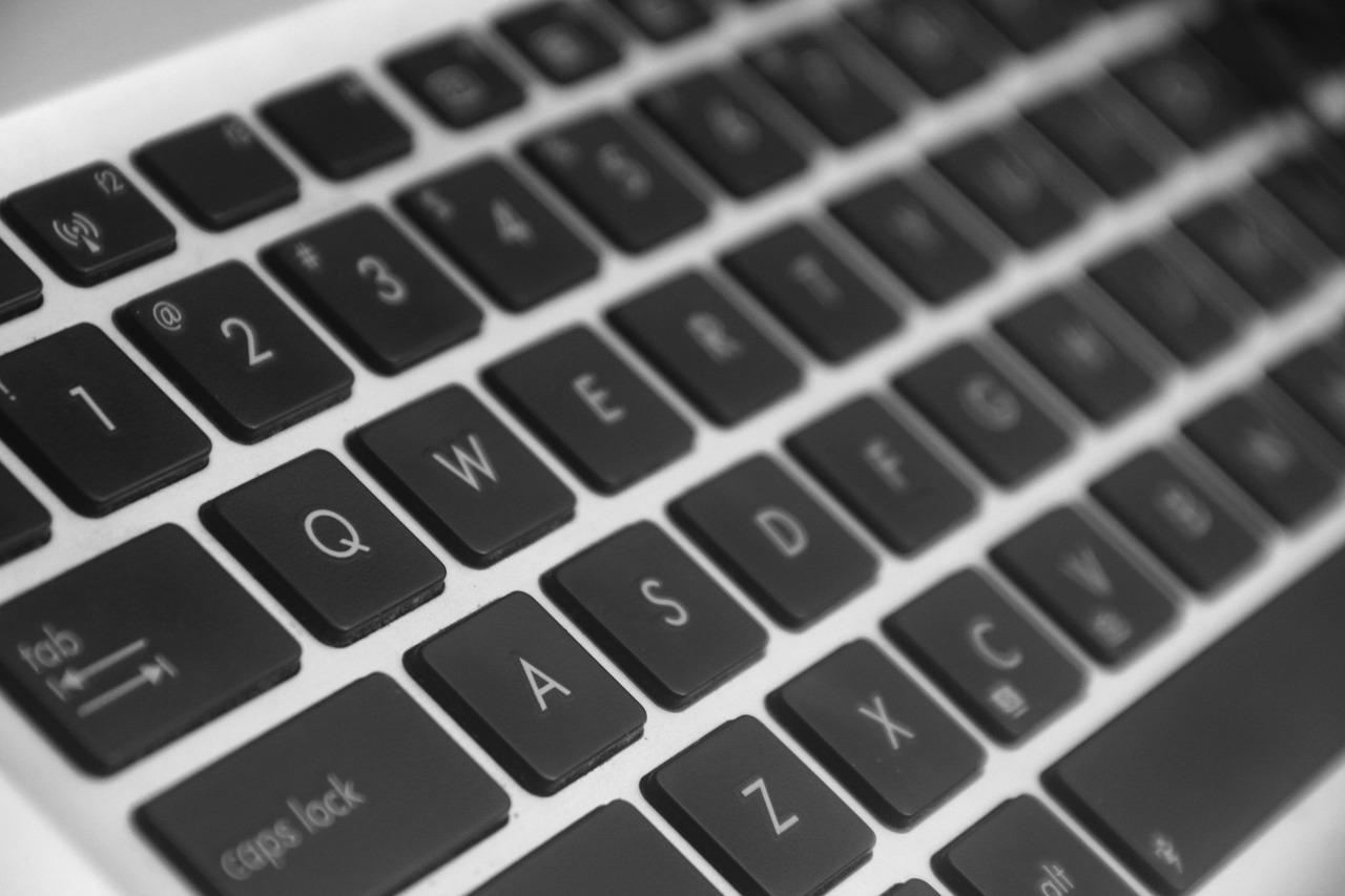 keyboard laptop black and white free photo