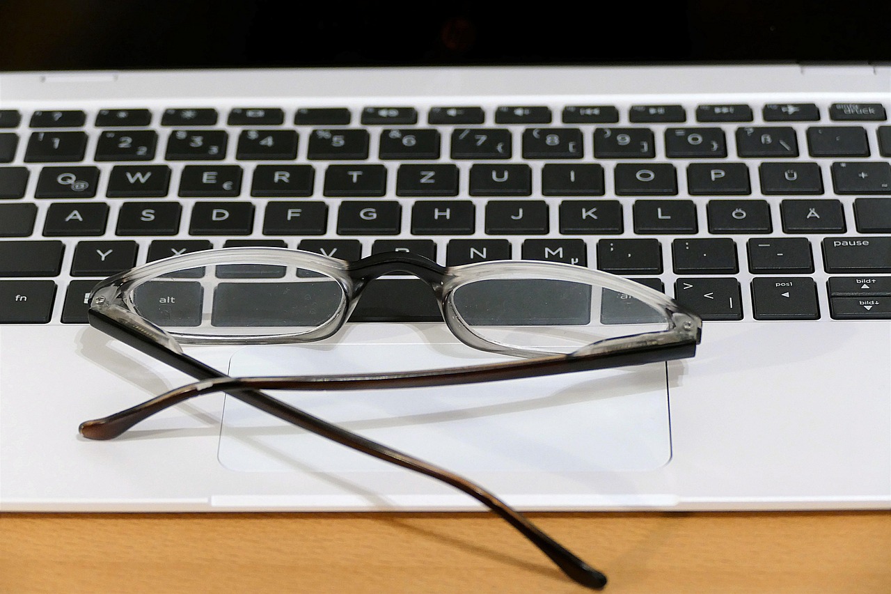 keyboard glasses workplace free photo