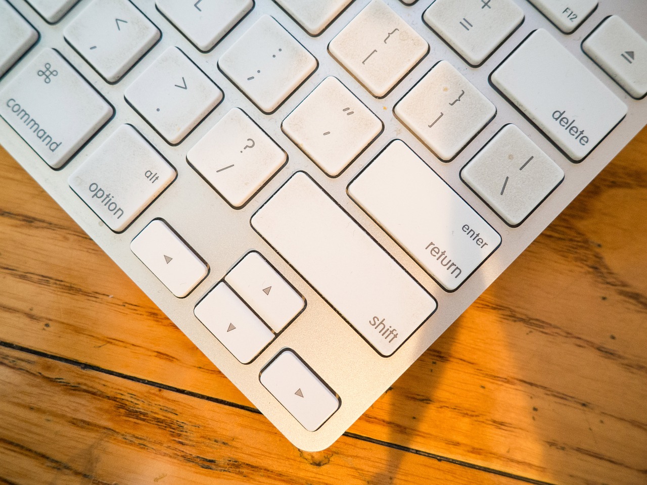 keyboard office desk free photo