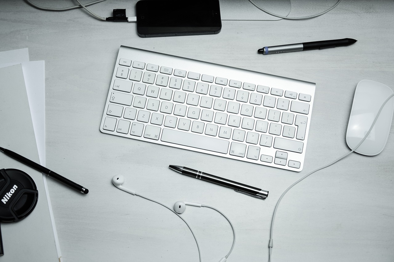 keyboard mouse pens free photo