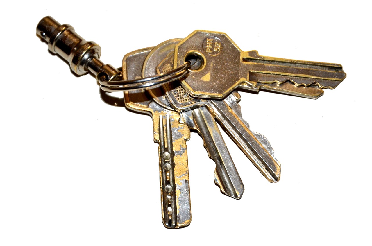 keys keychain set of keys free photo
