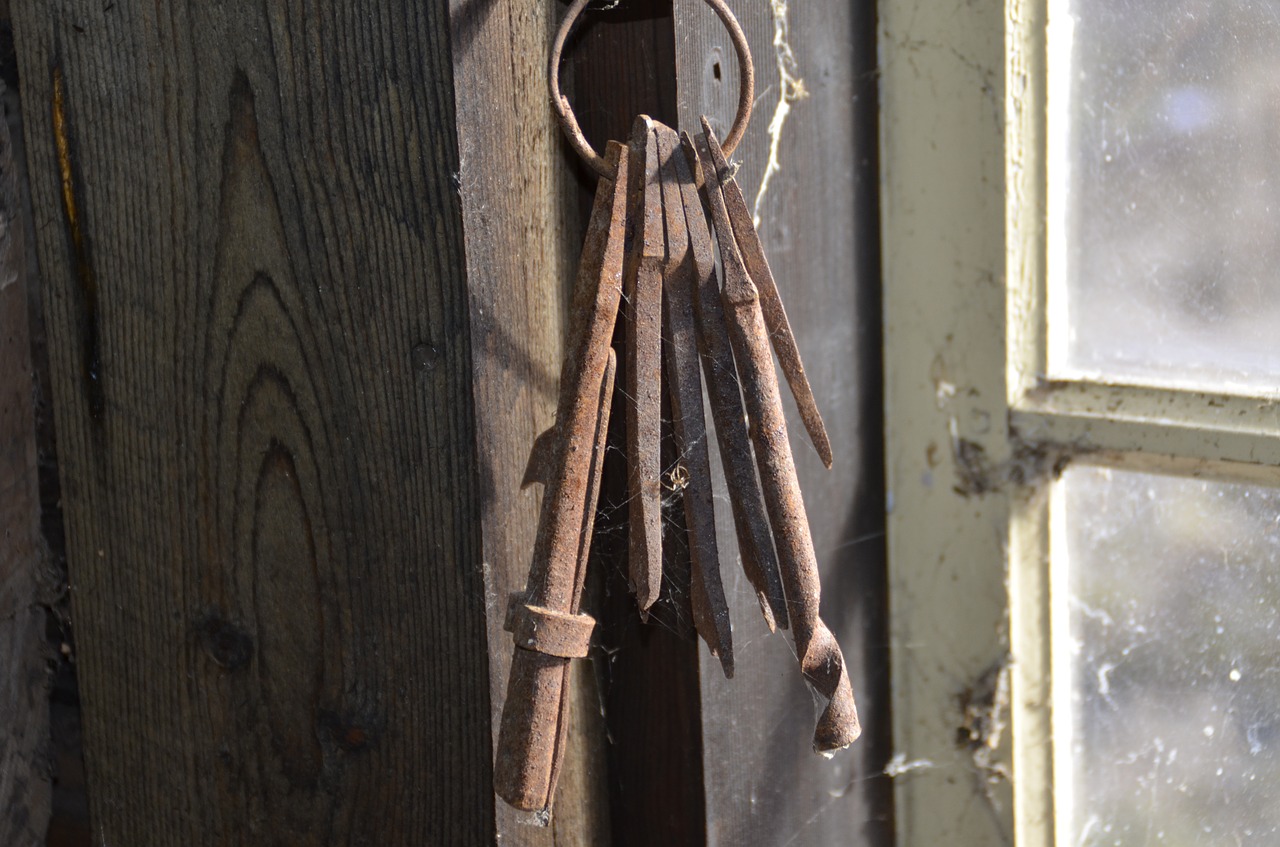 keys old window free photo