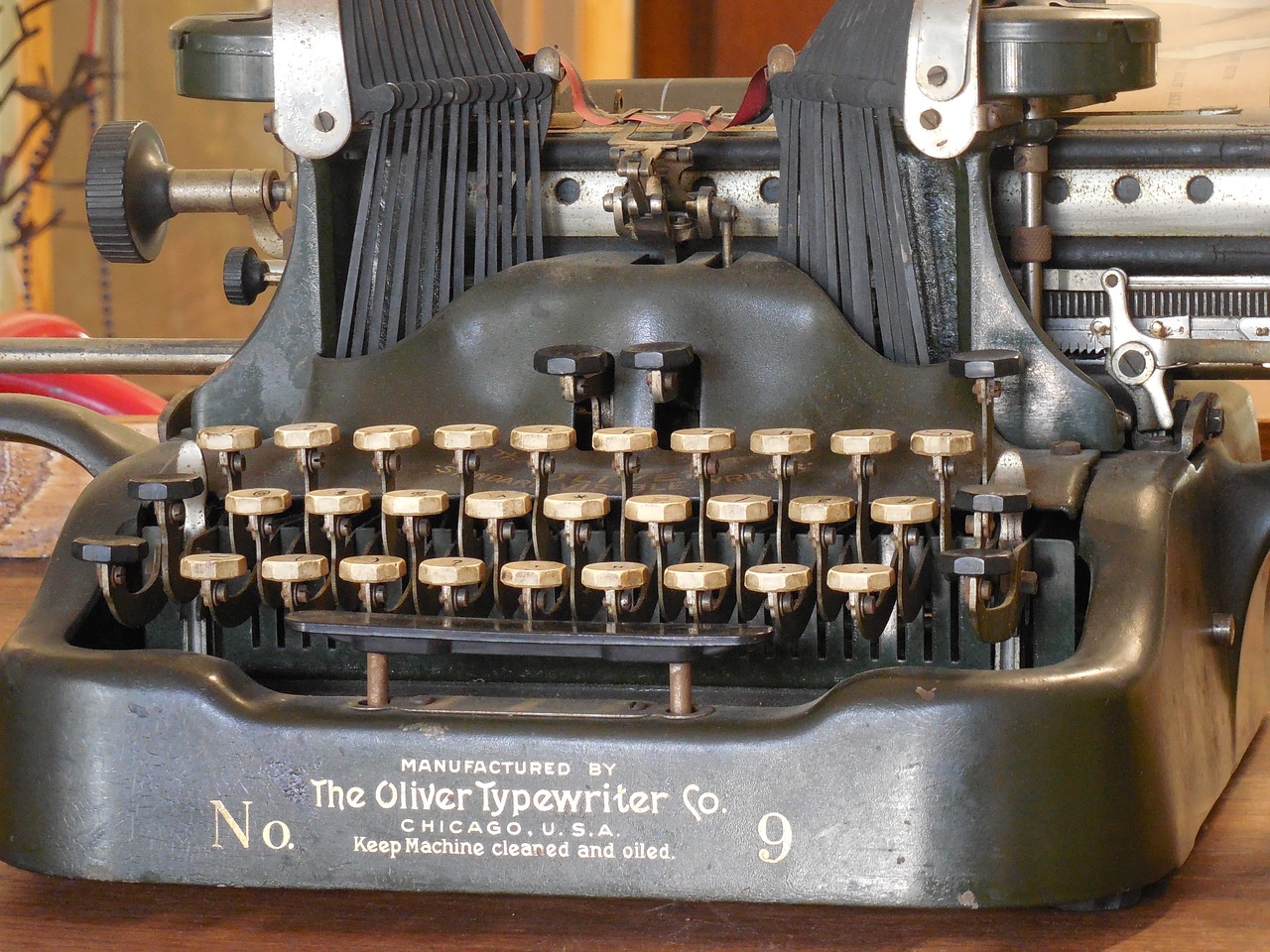 keys typewriter old free photo