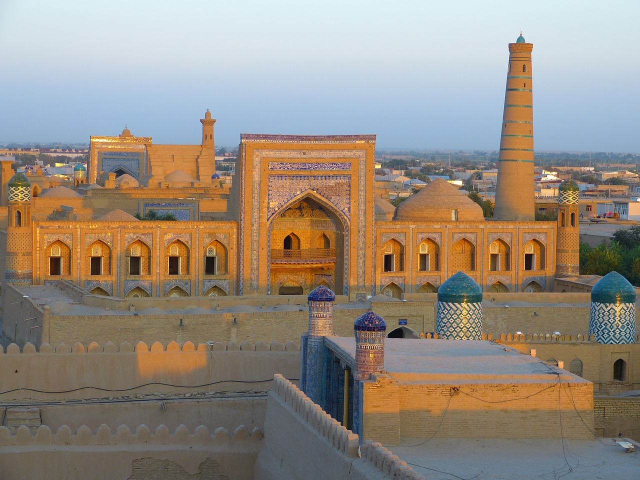 khiva city city view free photo