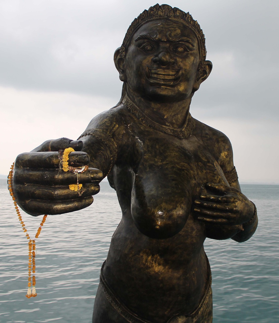 kho sommet  thailand  sculpture free photo