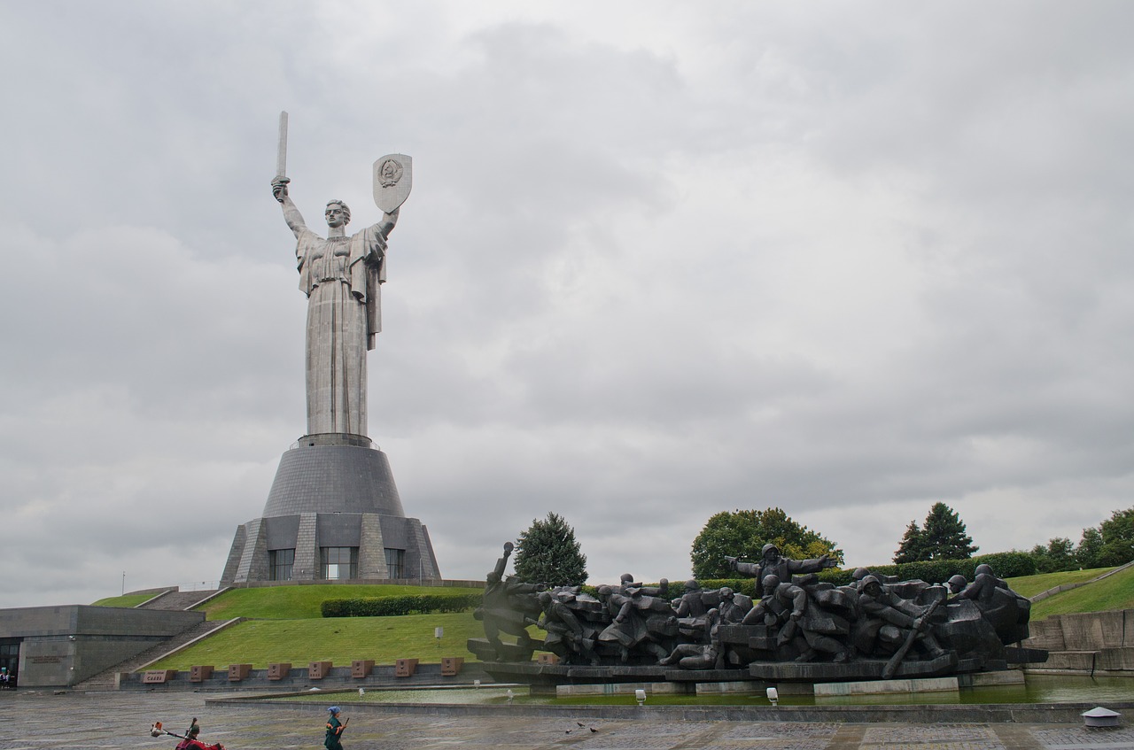 kiev ukraine motherland monument free photo