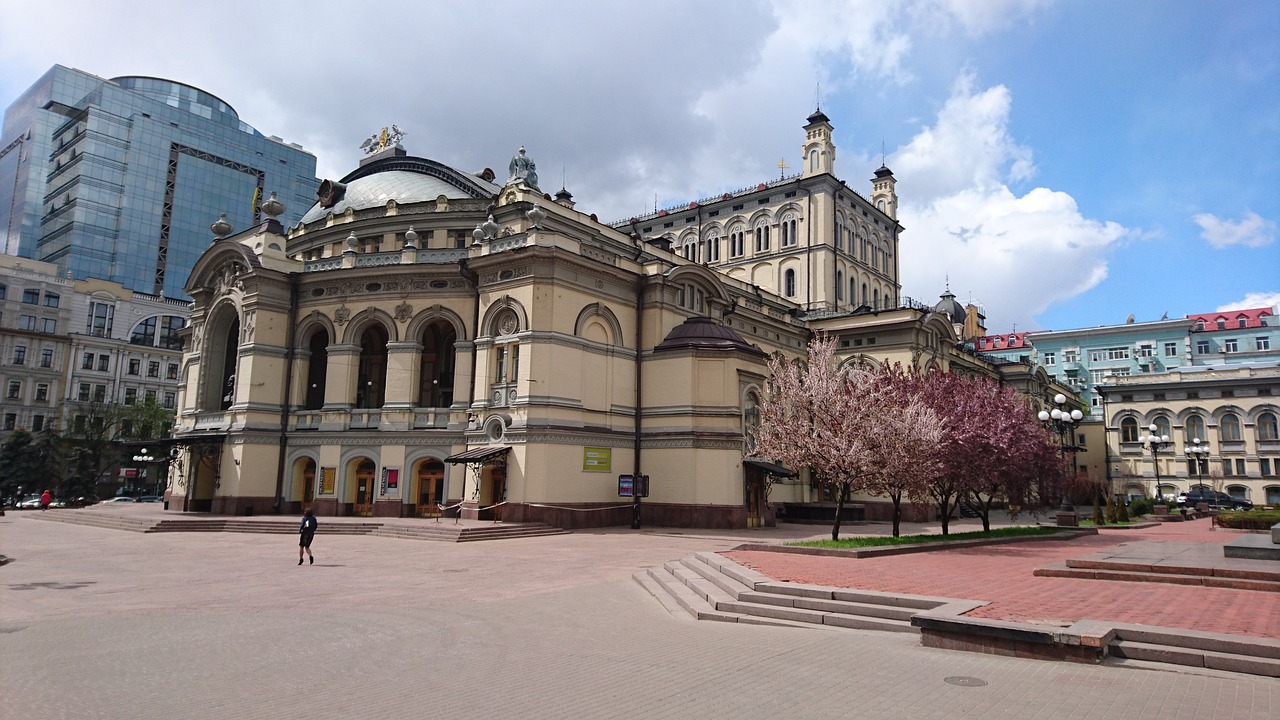 kiev opera architecture free photo