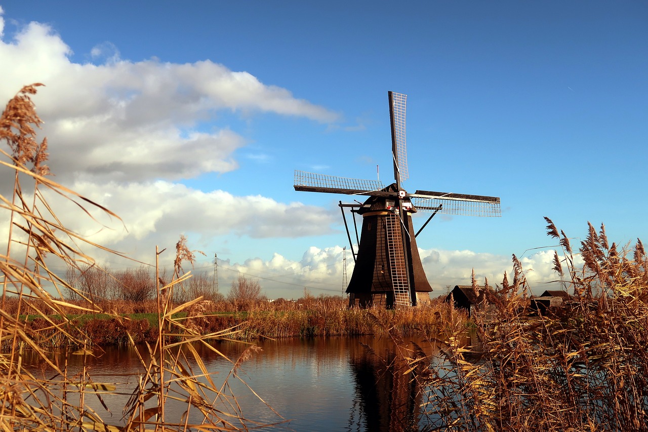 kinderdijk  mill  wind mill free photo