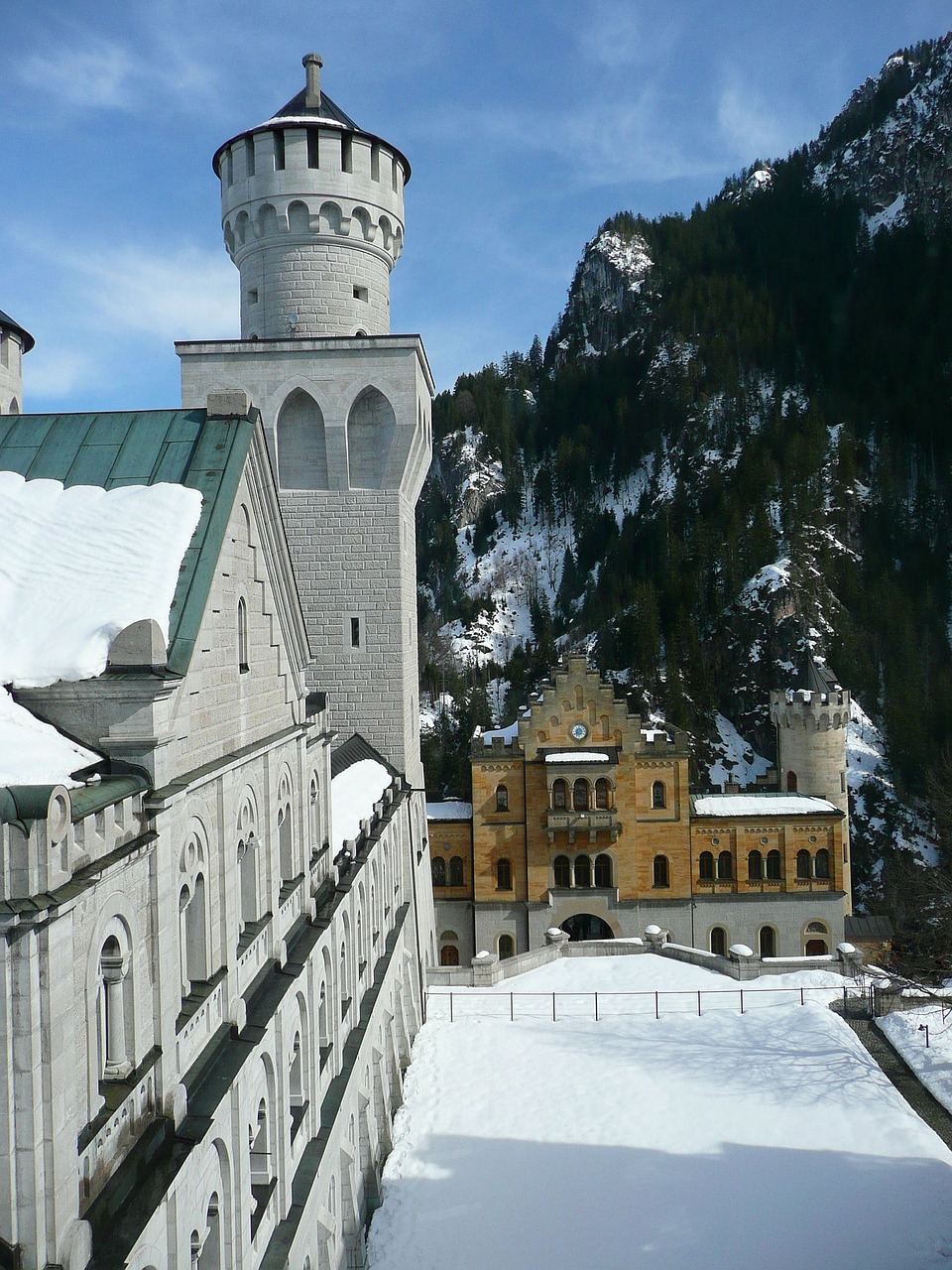 king ludwig the second bavaria castle neuschwanstein free photo