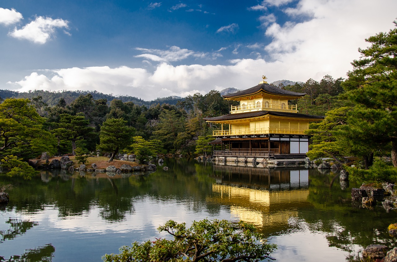 kinkaku-ji  the golden pavilion  rokuon-ji free photo