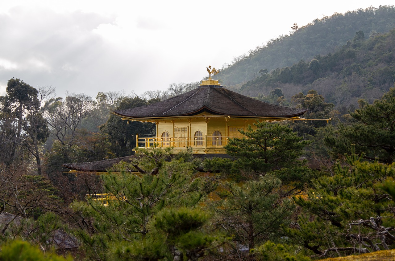 kinkaku-ji  the golden pavilion  rokuon-ji free photo