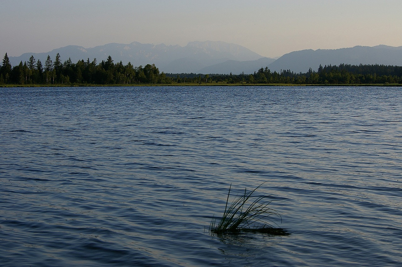 kirchsee lake mountains free photo