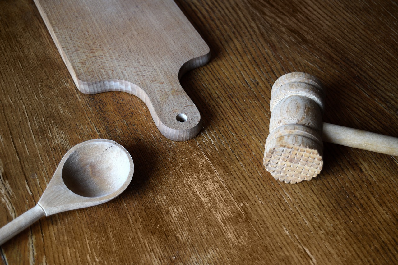kitchen utensils wooden free photo