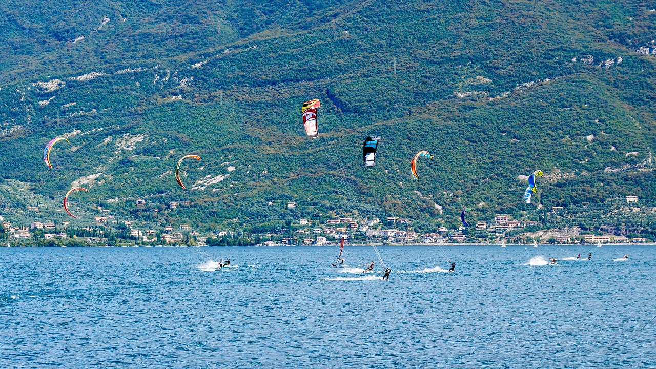 kite surfing water sports kitesurfer free photo