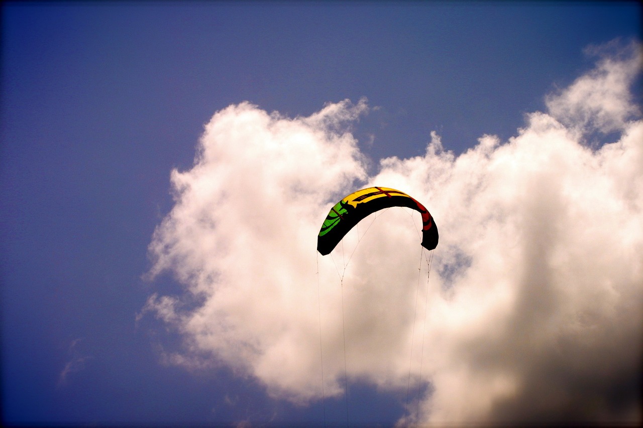 kite surfing kite-boarding kite free photo