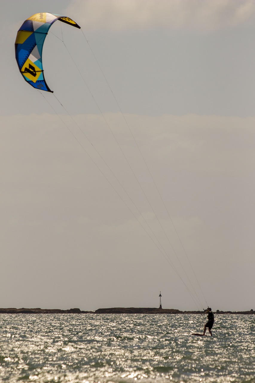 kite surfing  water  water sports free photo