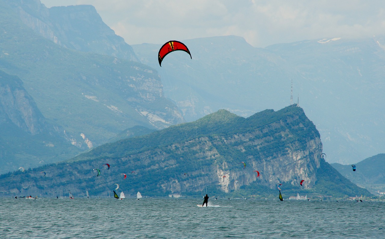 kite surfing kitesurfer sport free photo